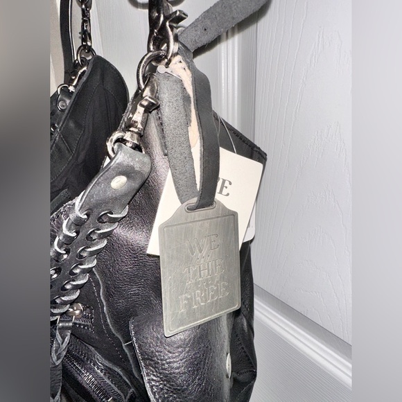 💥🇺🇸 Free People We The Free Leather Bag - Picture 12 of 16